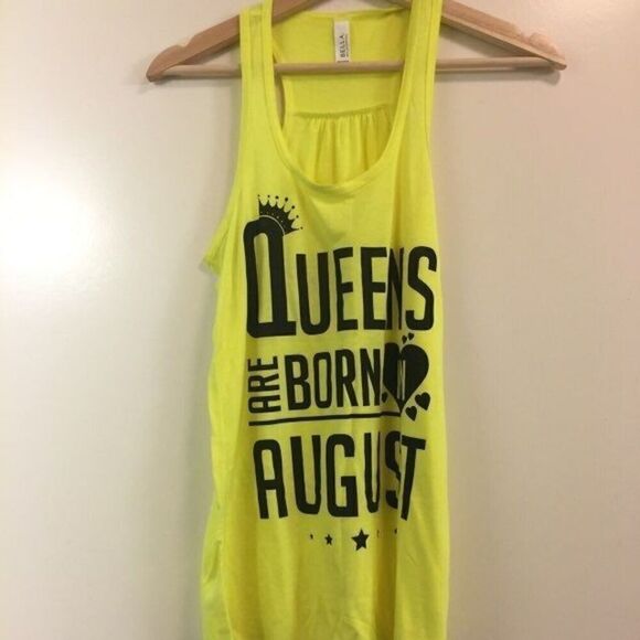 No Brand Tops - Queens Are Born In August Tank Top medium